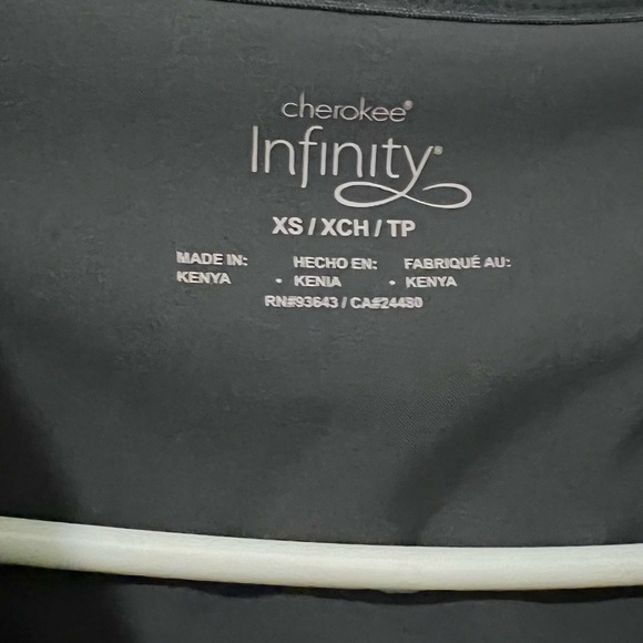 Cherokee Infinity Scrub Set✨ - Picture 5 of 9